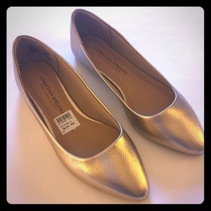 Gold flats